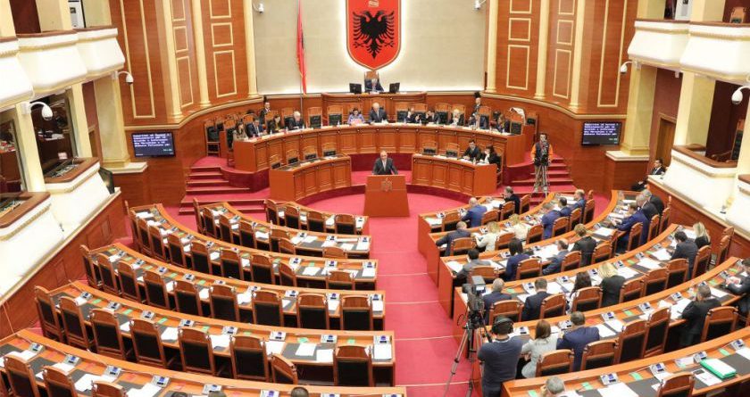 Të hënën do mbahet seancë parlamentare, çfarë pritet të diskutohet