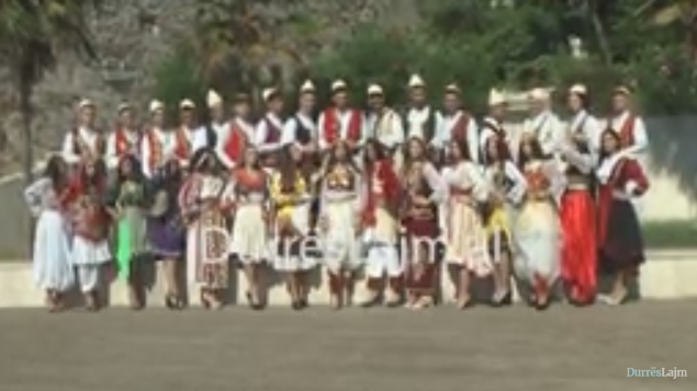 15 vjet “Miss dhe Mister Turizmi” në Durrës, konkursi i bukurisë që premton surpriza (VIDEO)