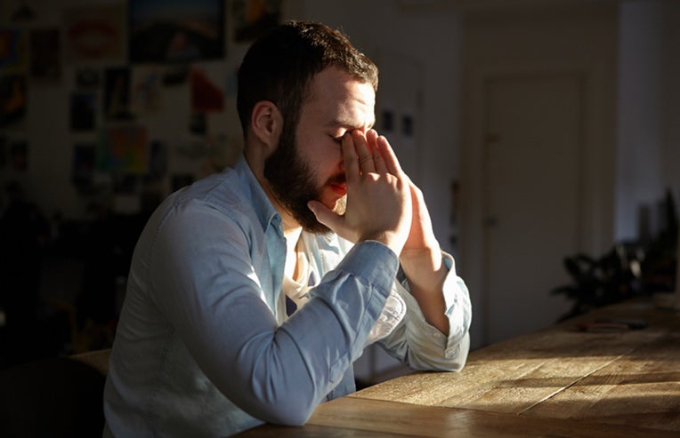 Burrat e divorcuar shumë herë më të rrezikuar nga sëmundjet