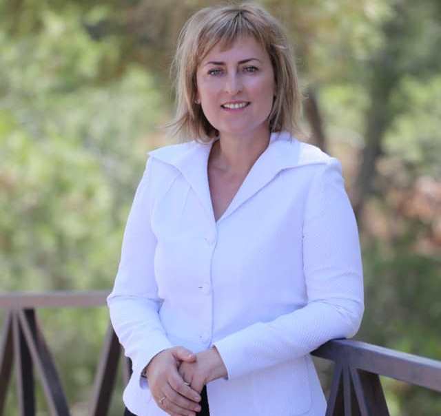 Valbona Sako: Faleminderit të gjithë durrsakëve, e ardhmja fillon tani!