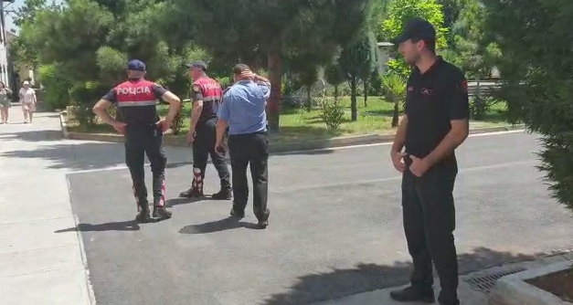 Sherr me thika mes dy të rinjve, 19-vjeçari në gjendje të rëndë