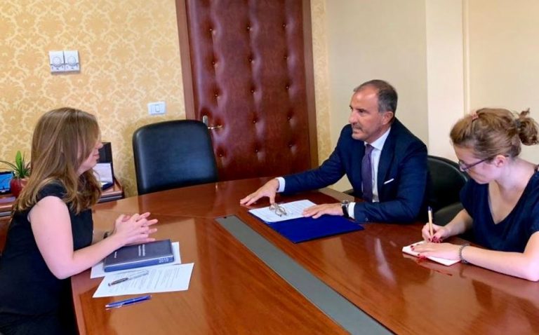 Soreca takon kryetaren e KLGJ-së: Ngrini sa më shpejt Gjykatën e Lartë