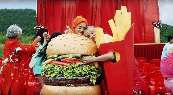 Katy Perry flet për herë të parë për Taylor Swift: E kam shoqe të ngushtë