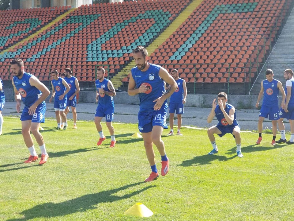 Tek Teuta i heqin shiritin e kapitenit, Tefik Osmani thuajse i Tiranës