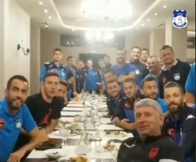 Teuta mbyll fazën në Bullgari, durrsakëve i bëjnë surprizë me himnin në sfond