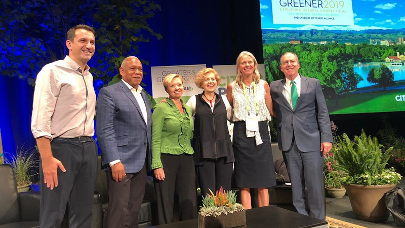 Veliaj nga SHBA: Teatri do bëhet, Tiranën s’e mbajnë dot peng histerikët e dështakët