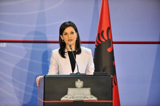 BIRN: Qeveria rikthen projektligjet drakoniake kundër medias