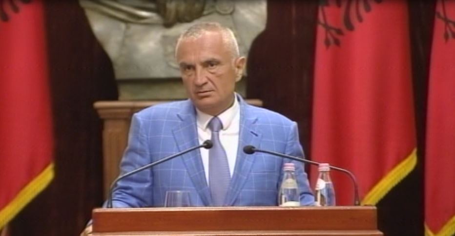 Meta: Reflektoni, ose do më detyroni të vë lule te varri i Ramiz Alisë