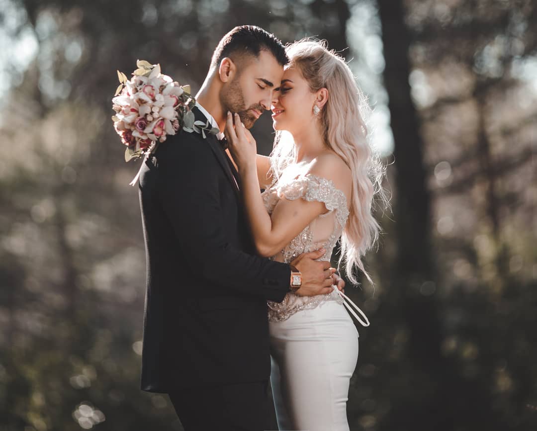 Erik Lloshi i bën bashkëshortes surprizën që çdo femër do të dëshironte