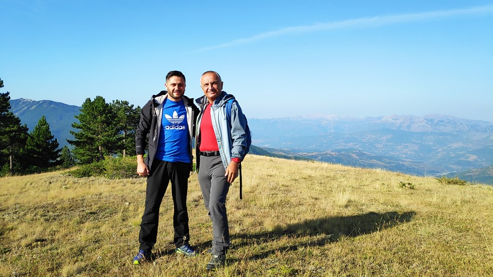 Meta nis ngjitjen e majës më të lartë, e shoqëron Bes Kallaku