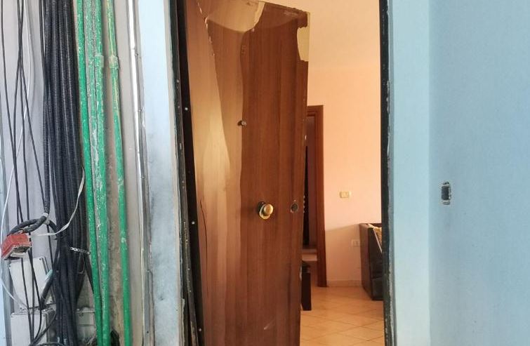 Tritol banesës së nënkryetarit të Bashkisë, PD: Policia fsheh ngjarjen