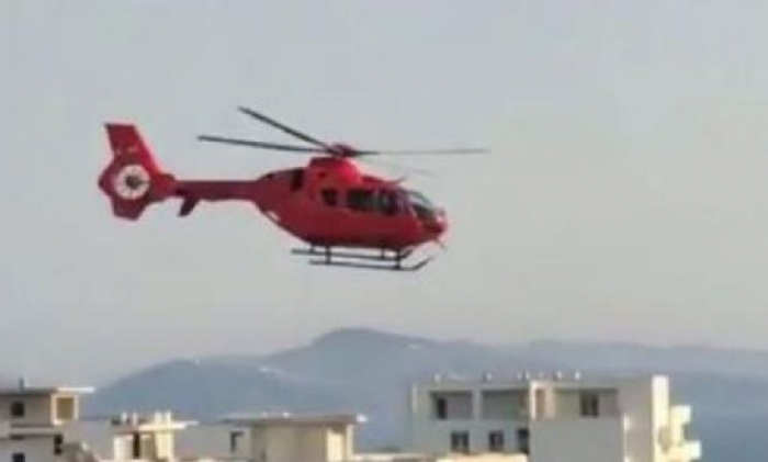Turisti çek rrëzohet me motor, niset me helikopter drejt spitalit të Traumës