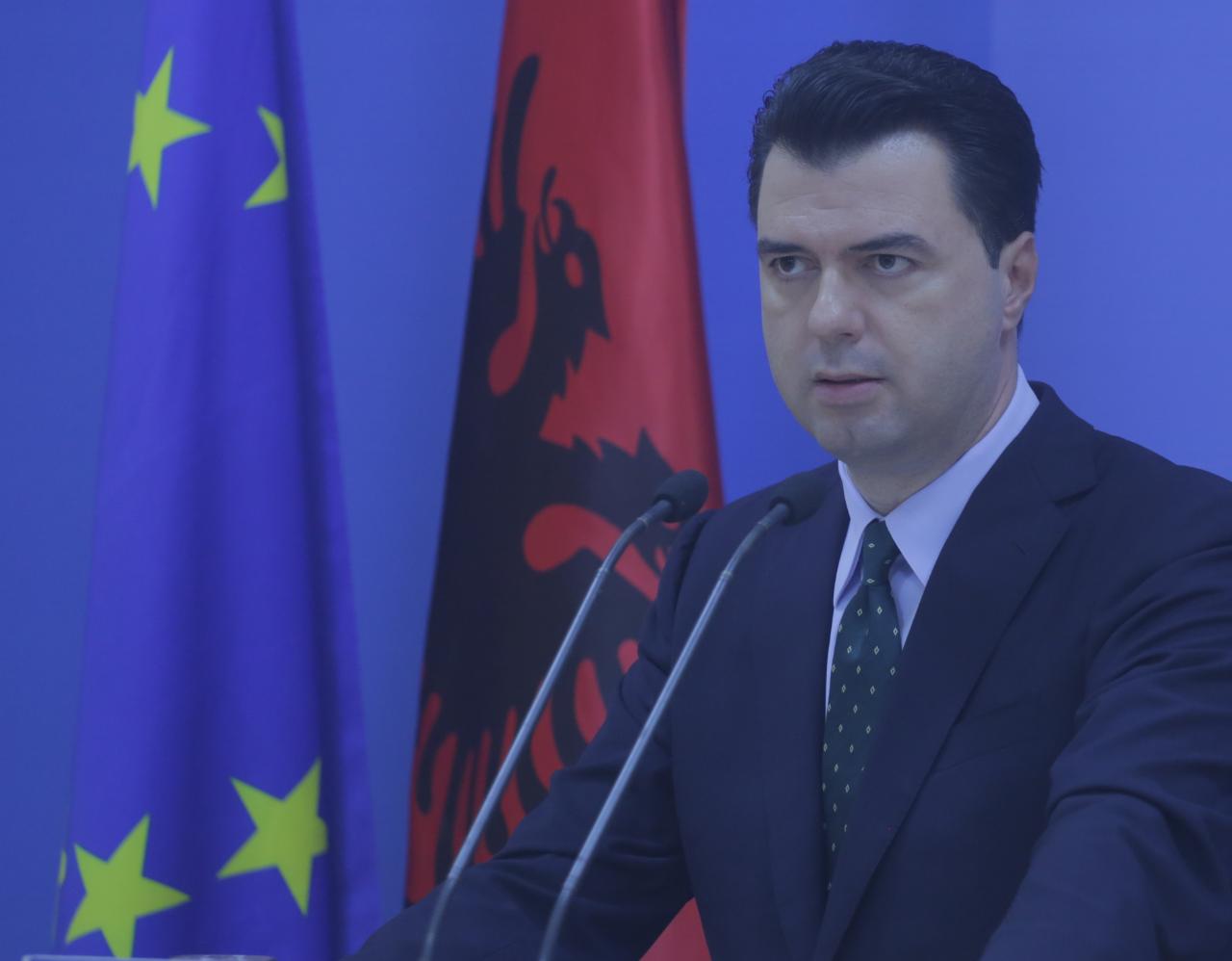 Basha denoncon 3 sektorët ku investohen paratë e krimit dhe drogës