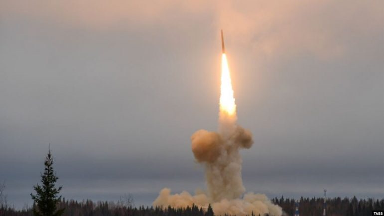 Shpërthim në një zonë ushtarake në Rusi, dy të vdekur