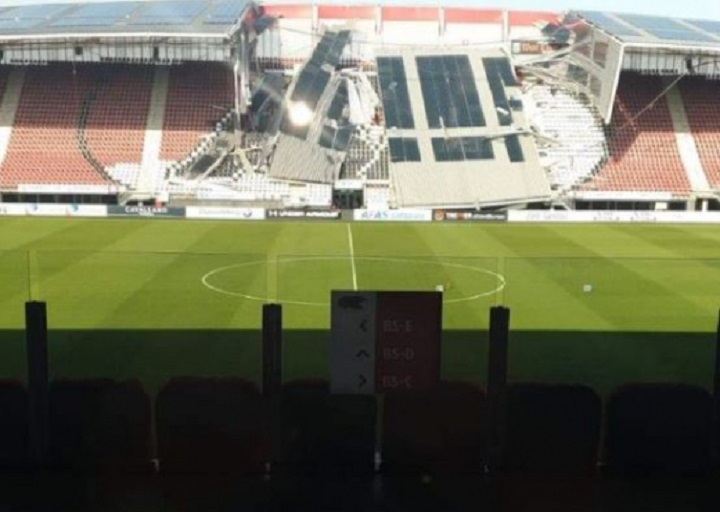 E frikshme, shembet stadiumi i AZ Alkmar në Holandë, shmanget tragjedia