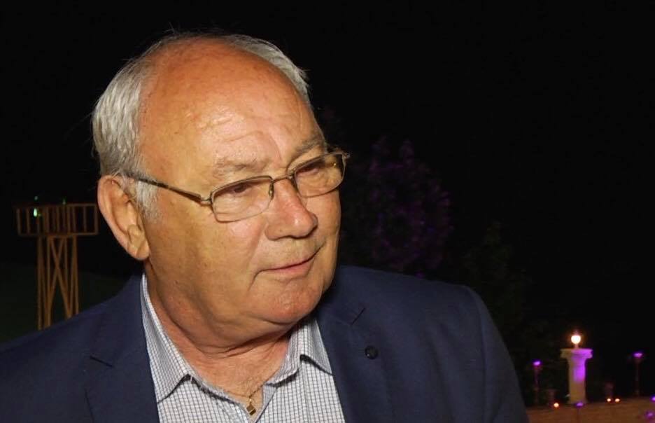 Rama nxjerr regjisorin e njohur: Të mos pengohet teatri i ri