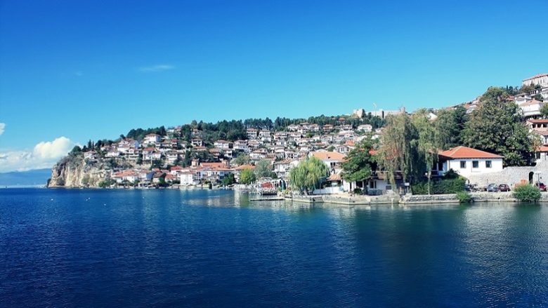 E pazakontë, fatura e drekës alarmon turistët, thërrasin policinë