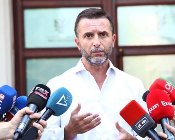 Lirimi i biznesmenëve të urbanëve, Braçe: Të paligjshëm, kot i digjni letrat, jemi një hap para jush