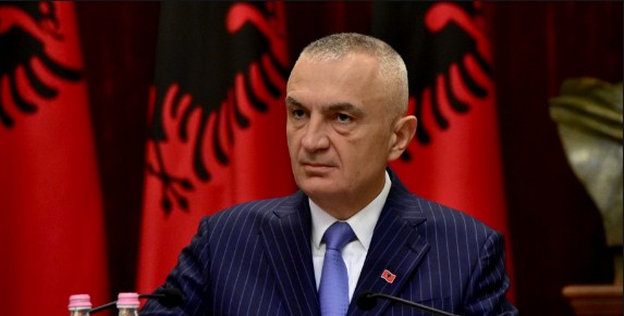 Meta: 13 tetori në fuqi, dekretet i shqyrton Kushtetuesja dhe jo Rama