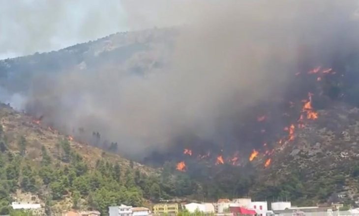 Bie zjarr në Krujë, rrezikohet linja e tensionit Shqipëri-Kroaci