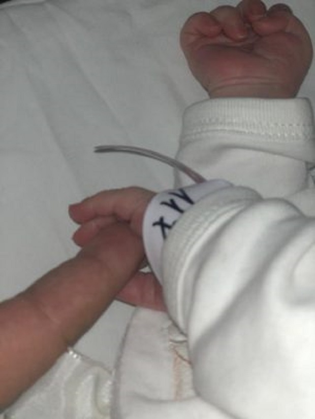 Ish-deputeti i LSI-së bëhet baba për herë të parë