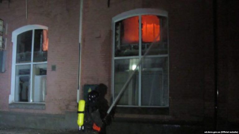 Tetë të vdekur nga zjarri në një hotel