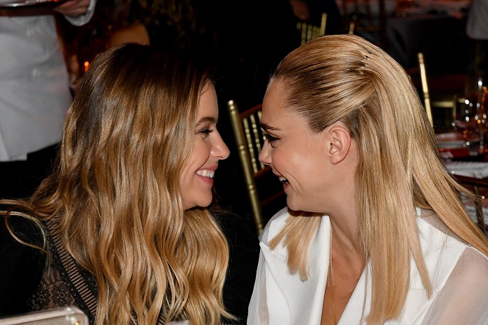 Cara Delevingne flet për marrëdhënien me partneren e saj: Nuk ishim duke e kërkuar