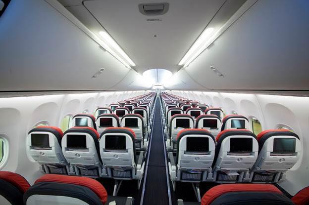 Rama publikon fotot e avionit të ri drejt Italisë: Ushqim e televizor për çdo pasagjer