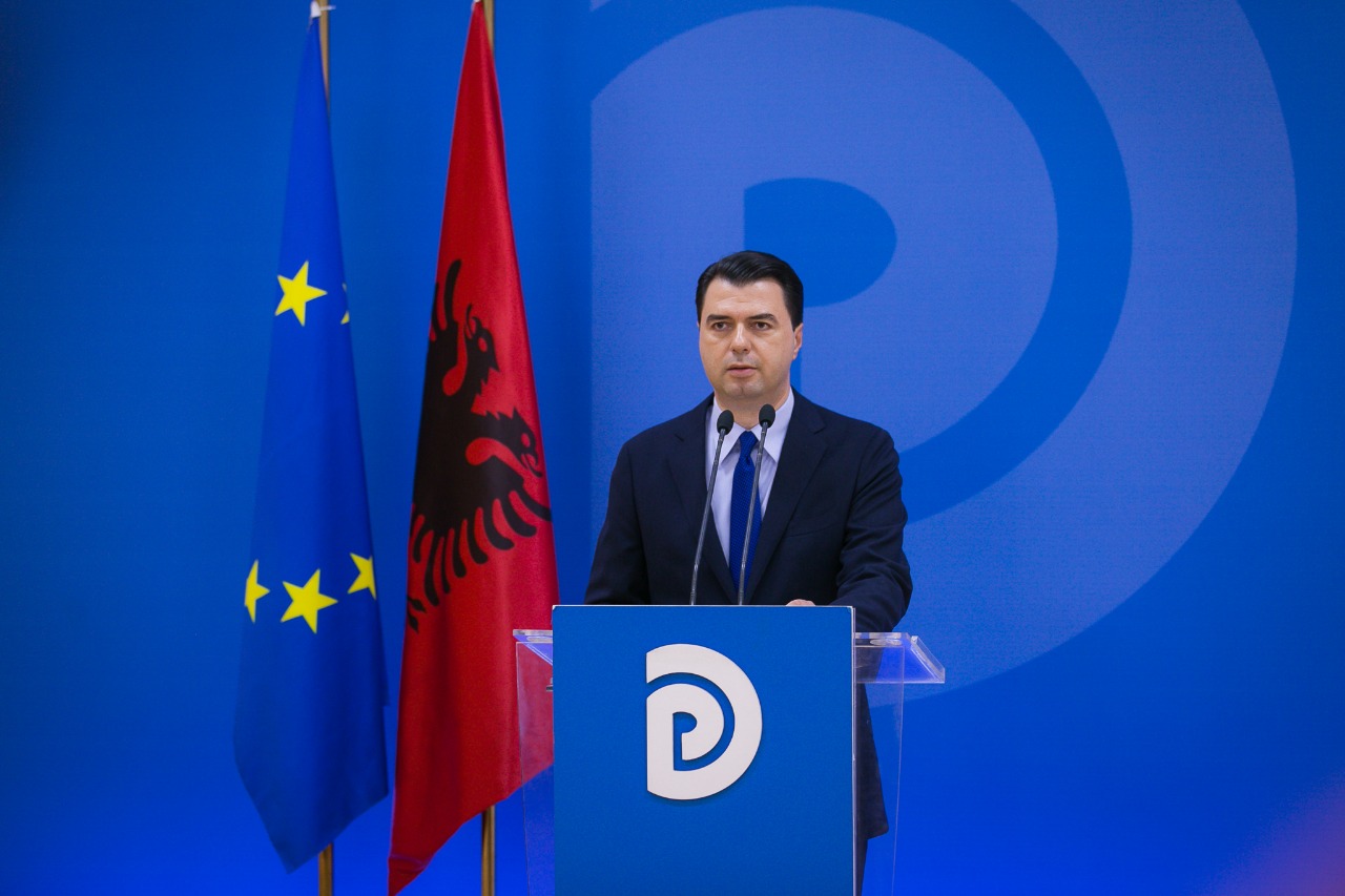 Vdekja e dy punëtorëve, Basha: Rama, asnjë fjalë për viktimat e makutërisë mafioze