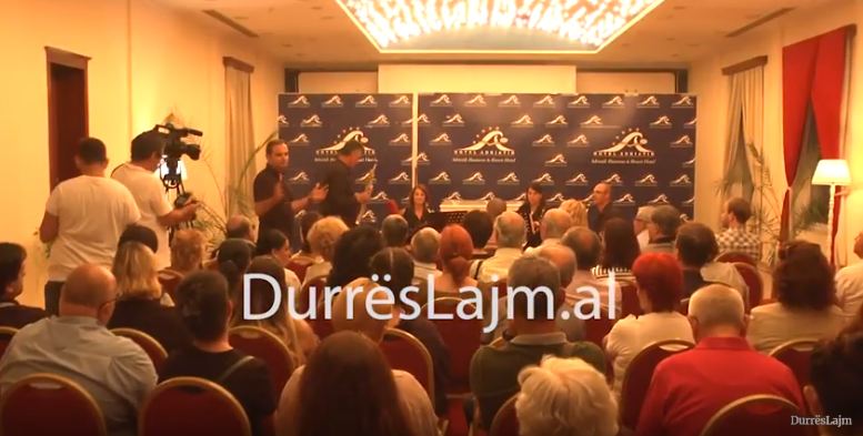 Edicioni i 9-të i Bienales, Florian Vlashi: I trishtuar nga indiferenca e institucioneve (VIDEO)