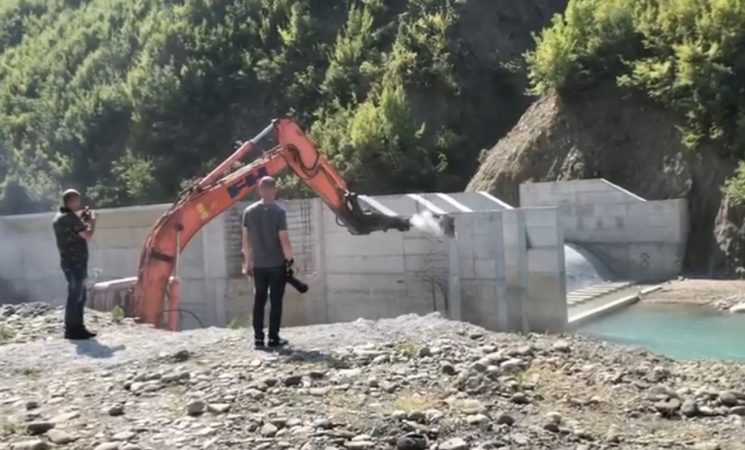 Shembet diga e HEC-it në Kanionin e Holtës (VIDEO)