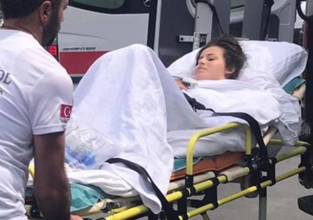 Rama ndan lajmin e mirë për Elonën: Grup mjekësh enkas për të