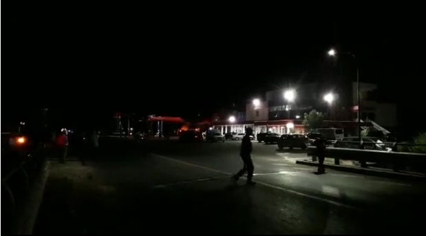 Shpërthimi i fuqishëm në Lezhë, bllokohet pika e karburantit