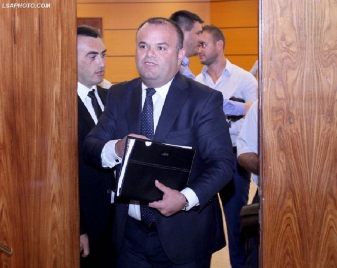 Shkarkimi i Gentian Osmanit, KLP shpall vakancën