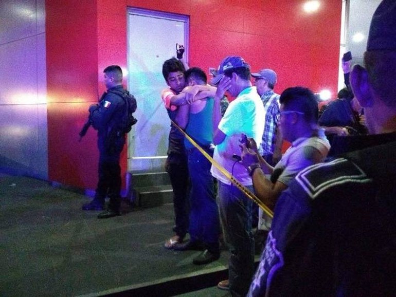 Sulm me armë në një klub në Meksikë, të paktën 26 viktima