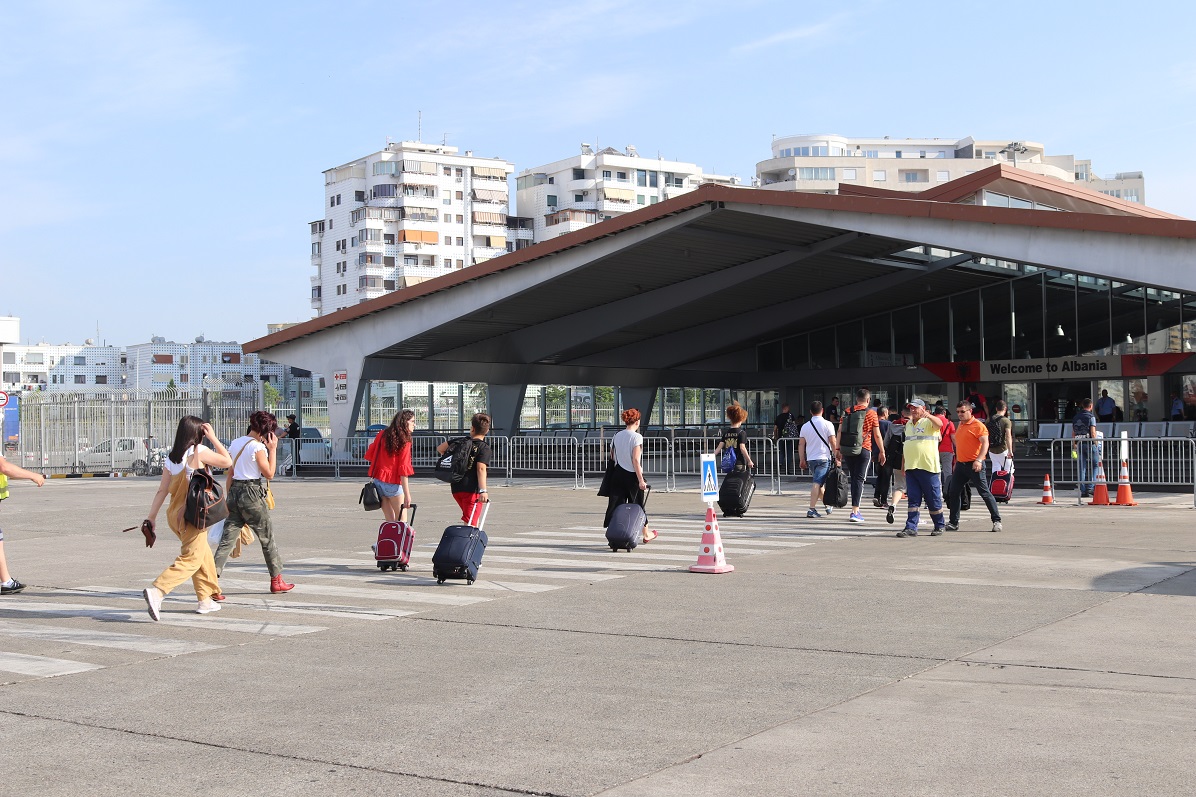 Durrës, në katër ditë rreth 26 mijë pasagjerë drejt Italisë