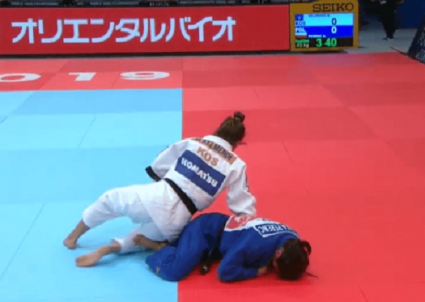 Majlinda Kelmendi i afrohet titullit, sfidon kampionen e botës në gjysëmfinale të Kampionatit Botëror