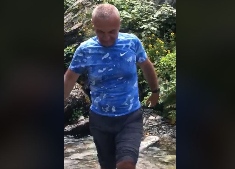 “Pse nuk keni sy për të parë”, Presidenti Meta mesazh për të paanshmit