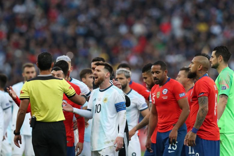 Përdori fraza të rënda, Conmebol pezullon me 3 muaj Messin!