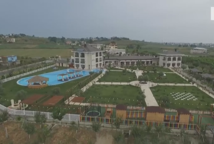 Kryeministri Rama përuron agroturizmin e Lefter Kokës (FOTO & VIDEO)