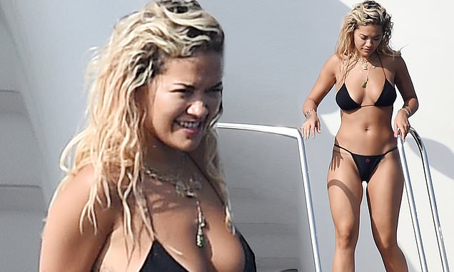 Rita Ora shfaqet tepër provokuese në Itali (FOTO)
