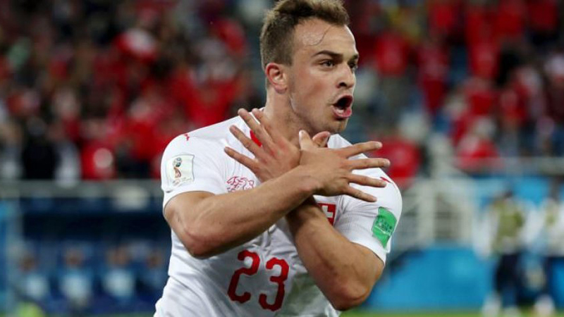 Shaqiri ‘braktis’ kombëtaren e Zvicrës për Liverpoolin, tifozët e ironizojnë