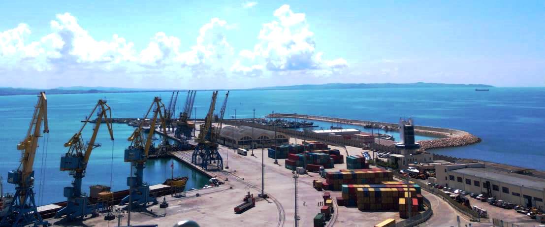 Përpunohen 24 anije në Terminalin Perëndimor, 4 të tjera në përpunim në Durrës