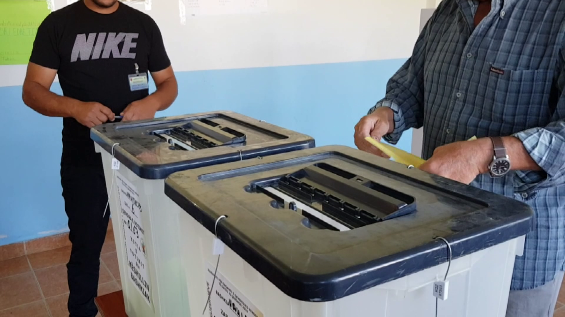 Partitë e opozitës regjistrohen në zgjedhjet e 13 tetorit