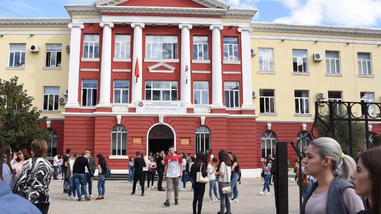 Bursa në Spanjë për studentët e Universitetit të Tiranës, kriteret dhe dokumentacioni