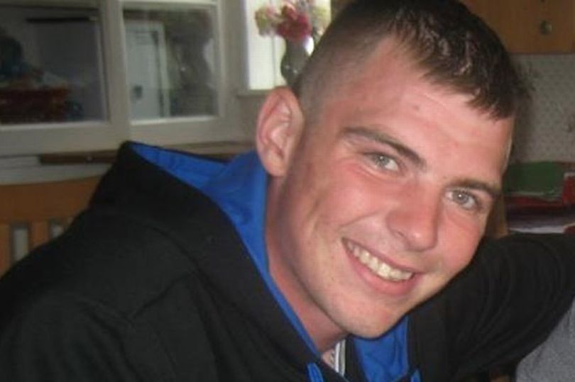 Shkoi me të dashurën për pushime, hidhet nga ballkoni babai i 3 fëmijëve