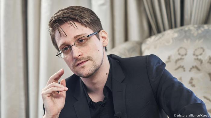 Snowden: Grumbullimi i të dhënave rrezik për demokracinë