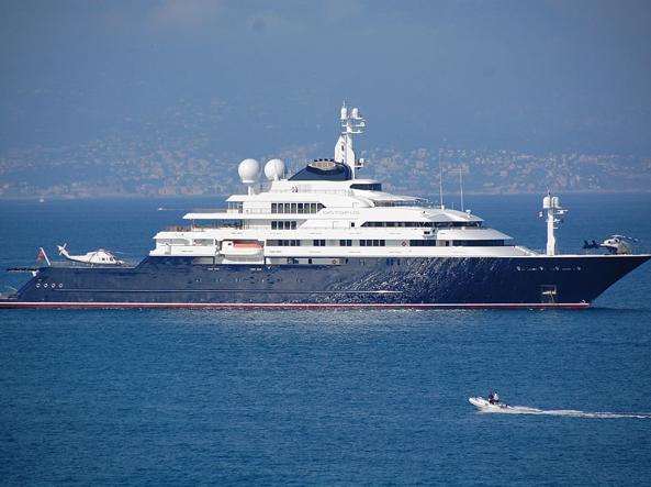 Kushton 326 milionë dollarë, del në shitje super jahti i Paul Allen (FOTO)