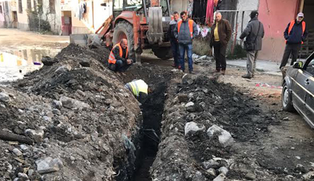 Dëmtohet kabulli i tensionit, mbeten pa energji disa zona te Rruga e Elbasanit