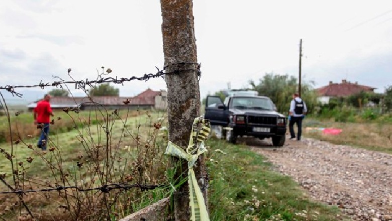 Kapet 35-vjeçari që vrau të atin me sëpatë